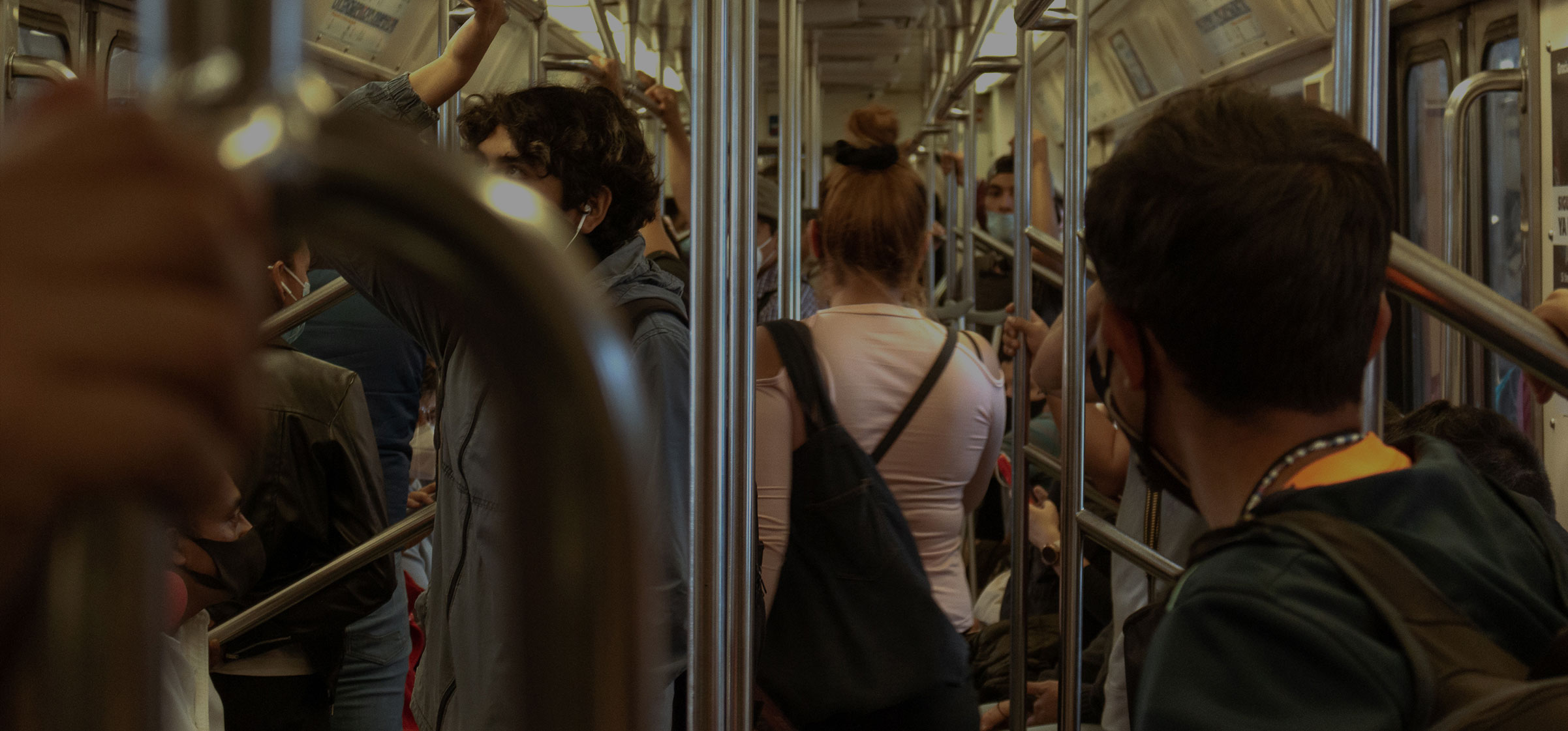 Mujeres, Sistema de resistencia colectiva Metro